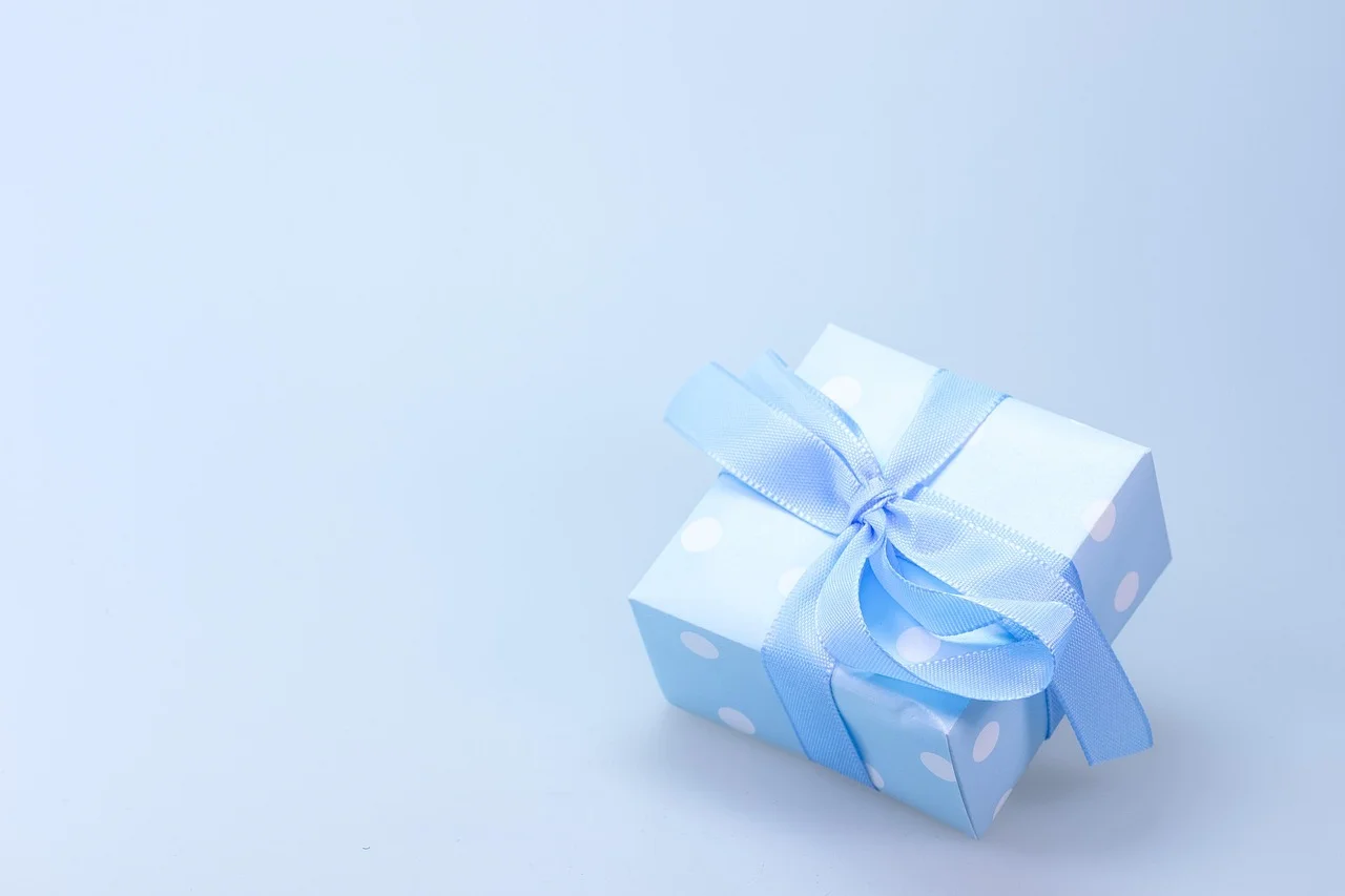 Perfumy męskie na randkę: jakie nuty działają najlepiej z bliska
